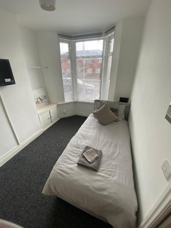 174 Boaler Street Hotel Liverpool Exterior foto